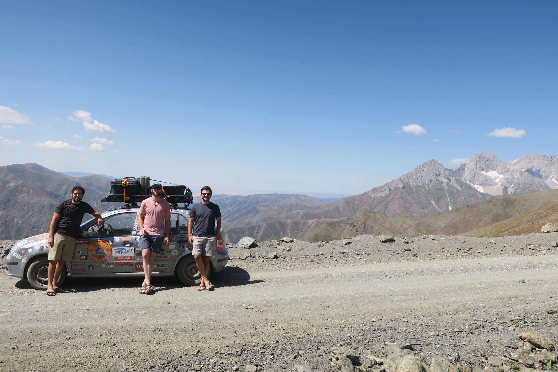 Atop Kaldama Pass