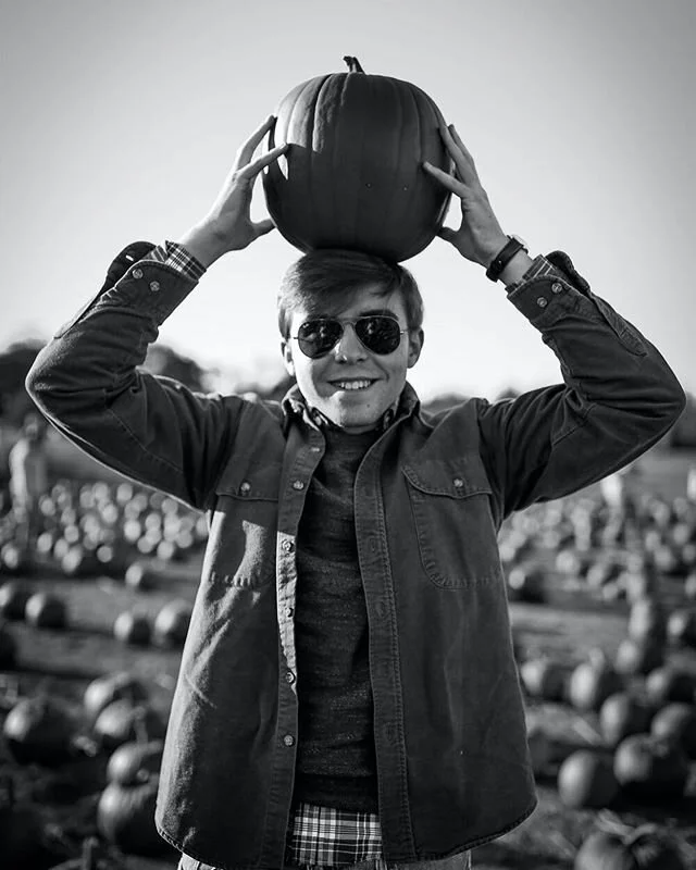 Missing the fall right now! Check out a new blog post on laneditore.com! #preppy #fashion #autumn #pumpkinpicking
