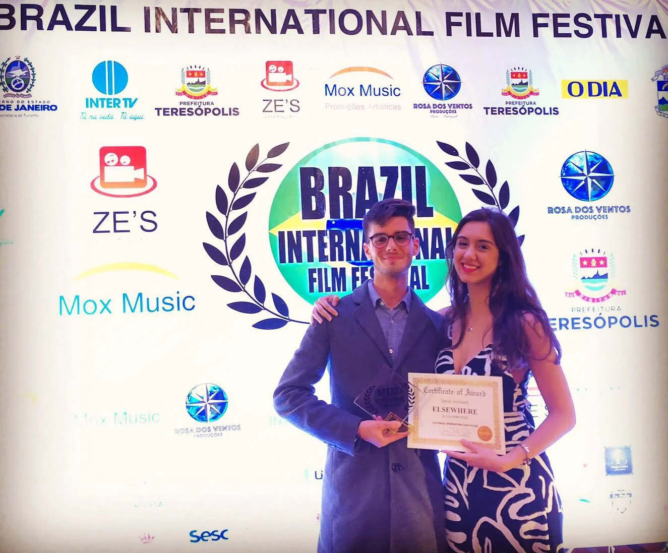 "Elsewhere - A Flor Azul" wins the Best Jury Award at the Brazil International Film Festival