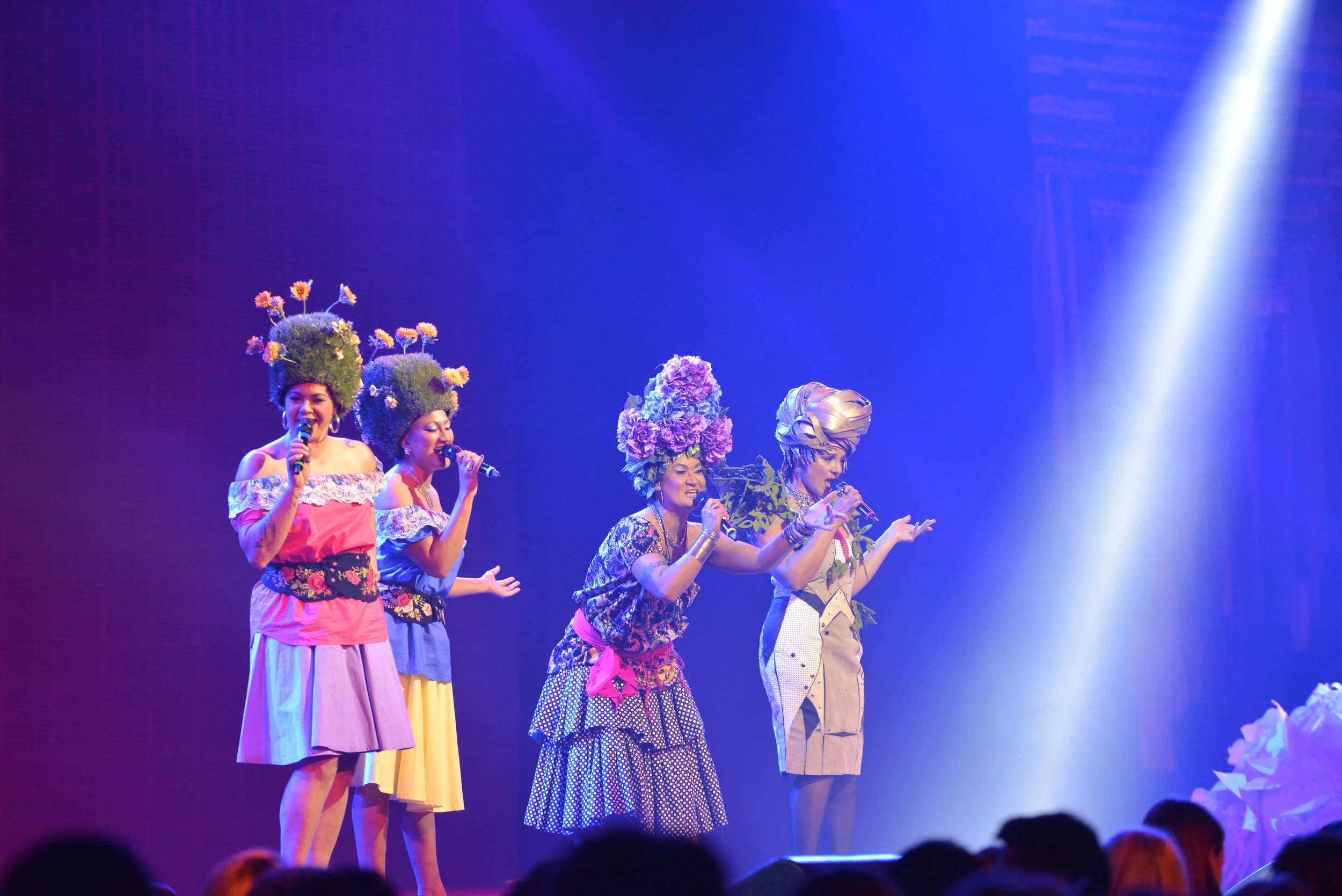 Tarnished Frocks and Divas 2015