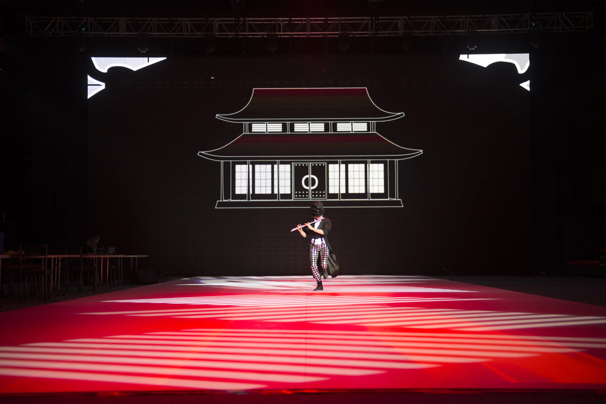 Tarnished Frocks and Divas 2013