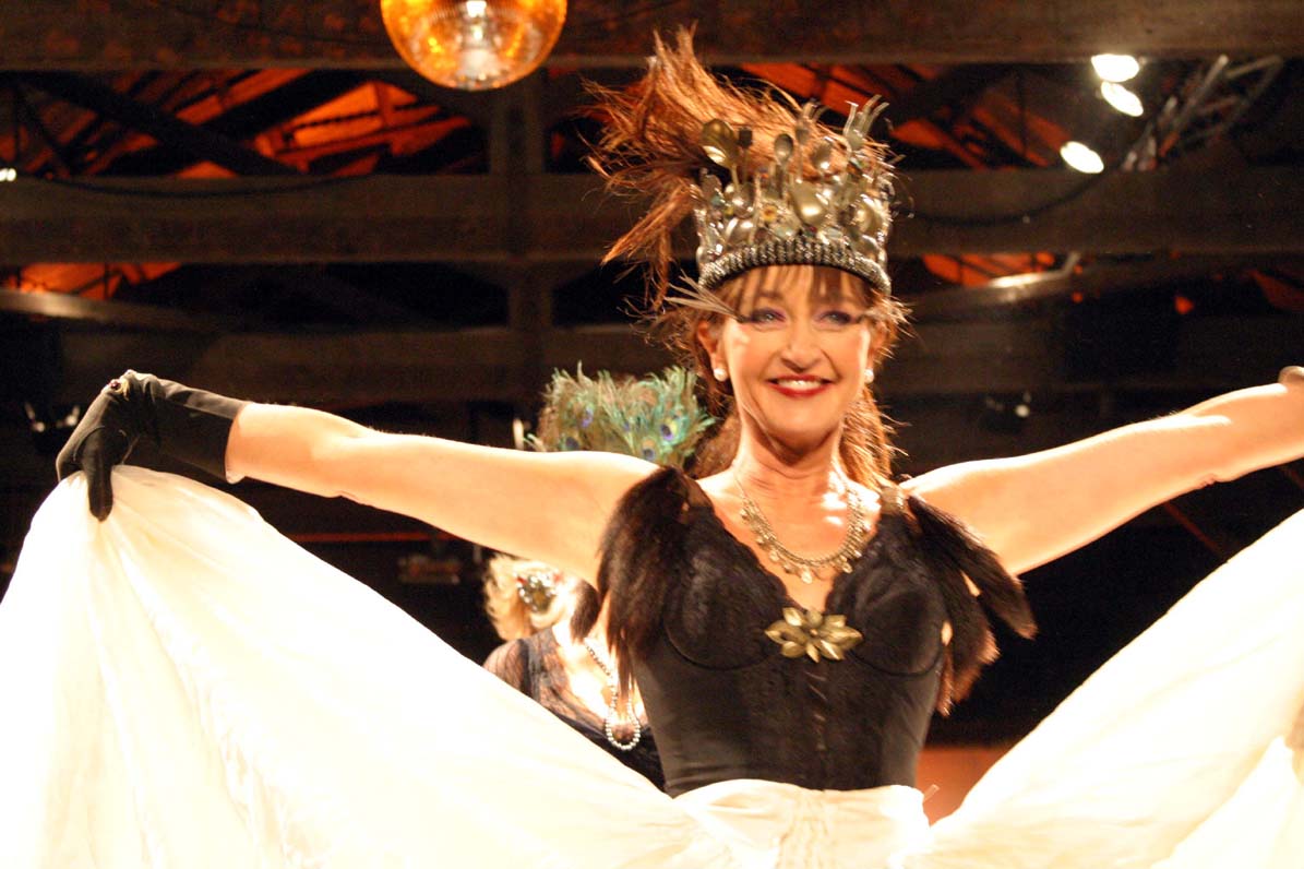 TARNISHED FROCKS AND DIVAS 071.jpg