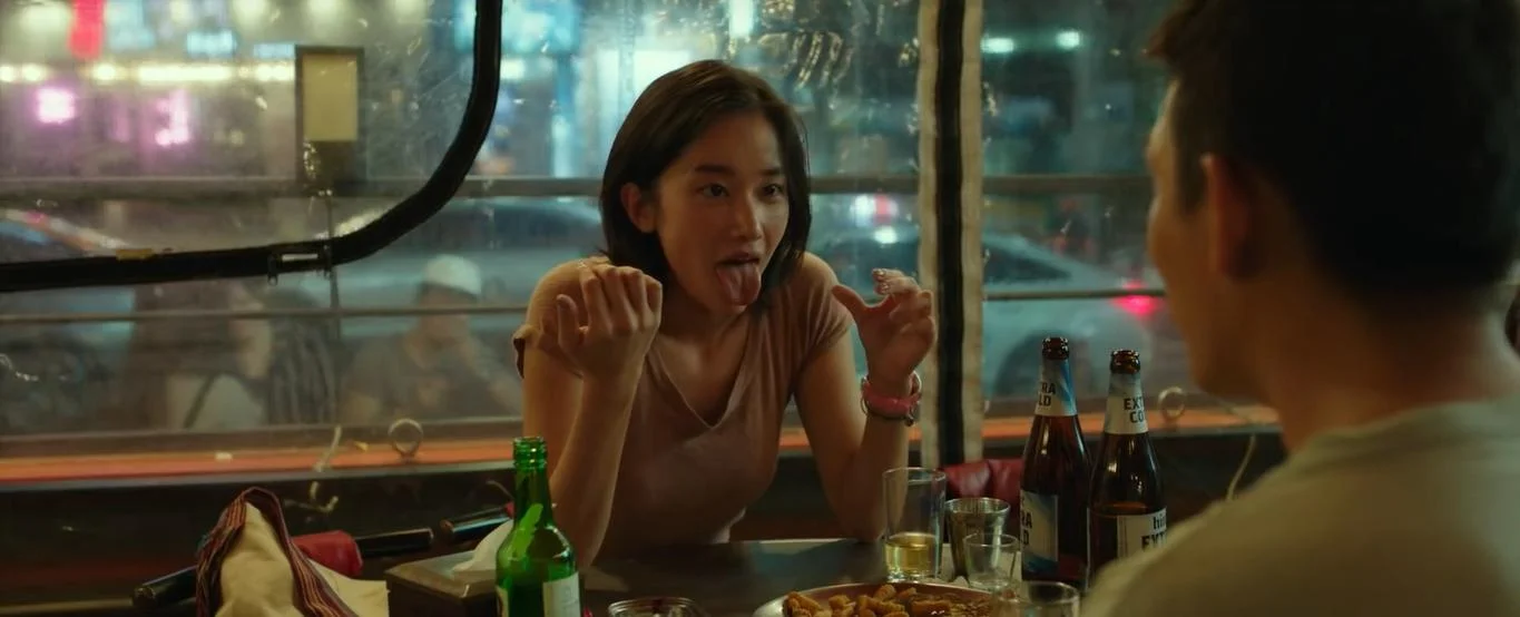 Jeon Jong-Seo & Yoo Ah-In in Burning, courtesy of Well Go USA
