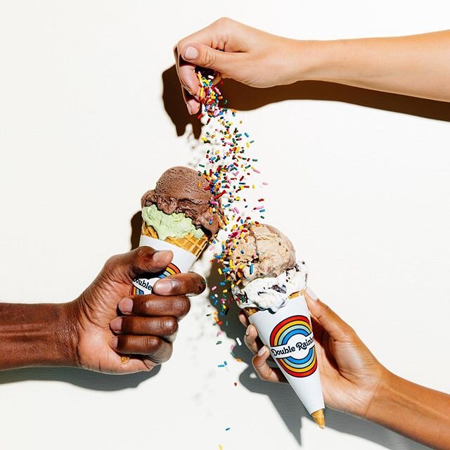 The warm weather in Colorado has me wanting ice cream all day, every day 🍨 I&rsquo;m pretty jealous of the East Bay residents that are lucky enough to have @doublerainbowicecream delivered right to their doorstep 🌈  ________________________________