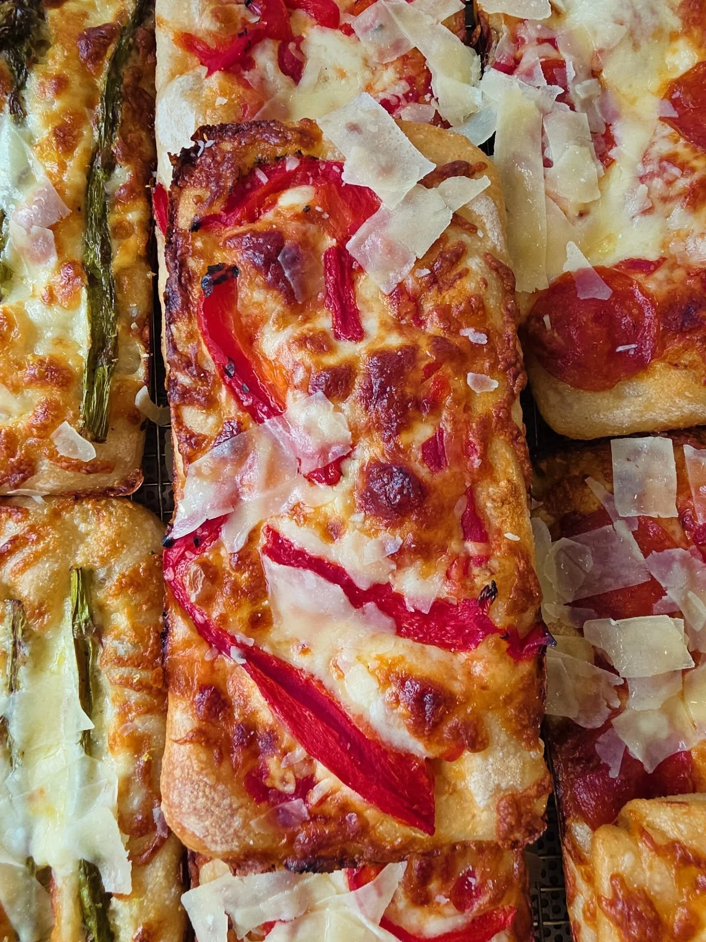 Our pizza slabs have been selling FAST lately.  Maybe sure to come in after 11 to try our staple &amp; seasonal options 🍕🥖