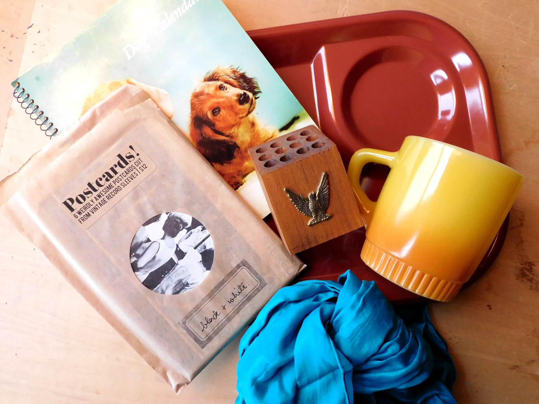 Happy Desk Gift Box