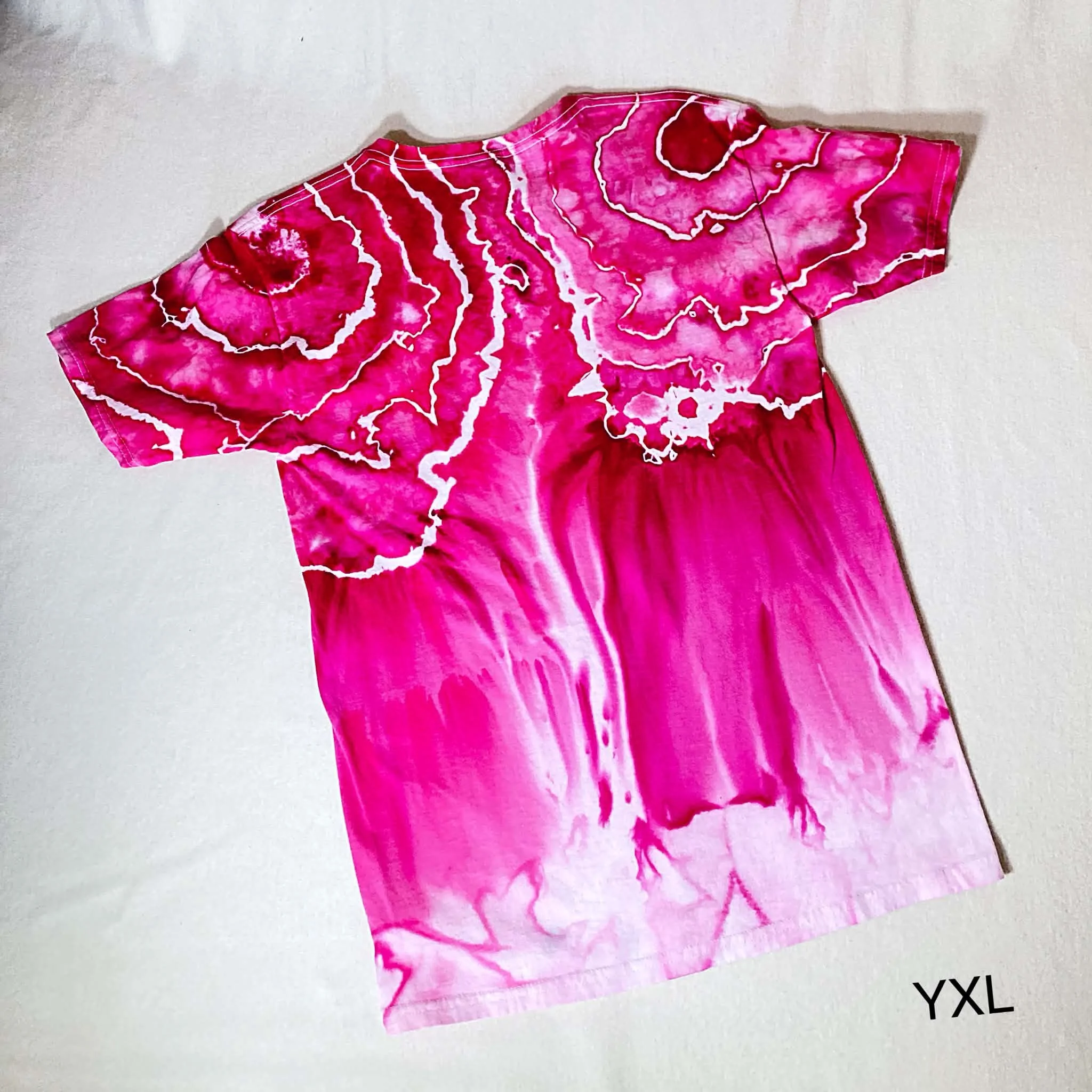 YXL Hot pink Geo back.jpg