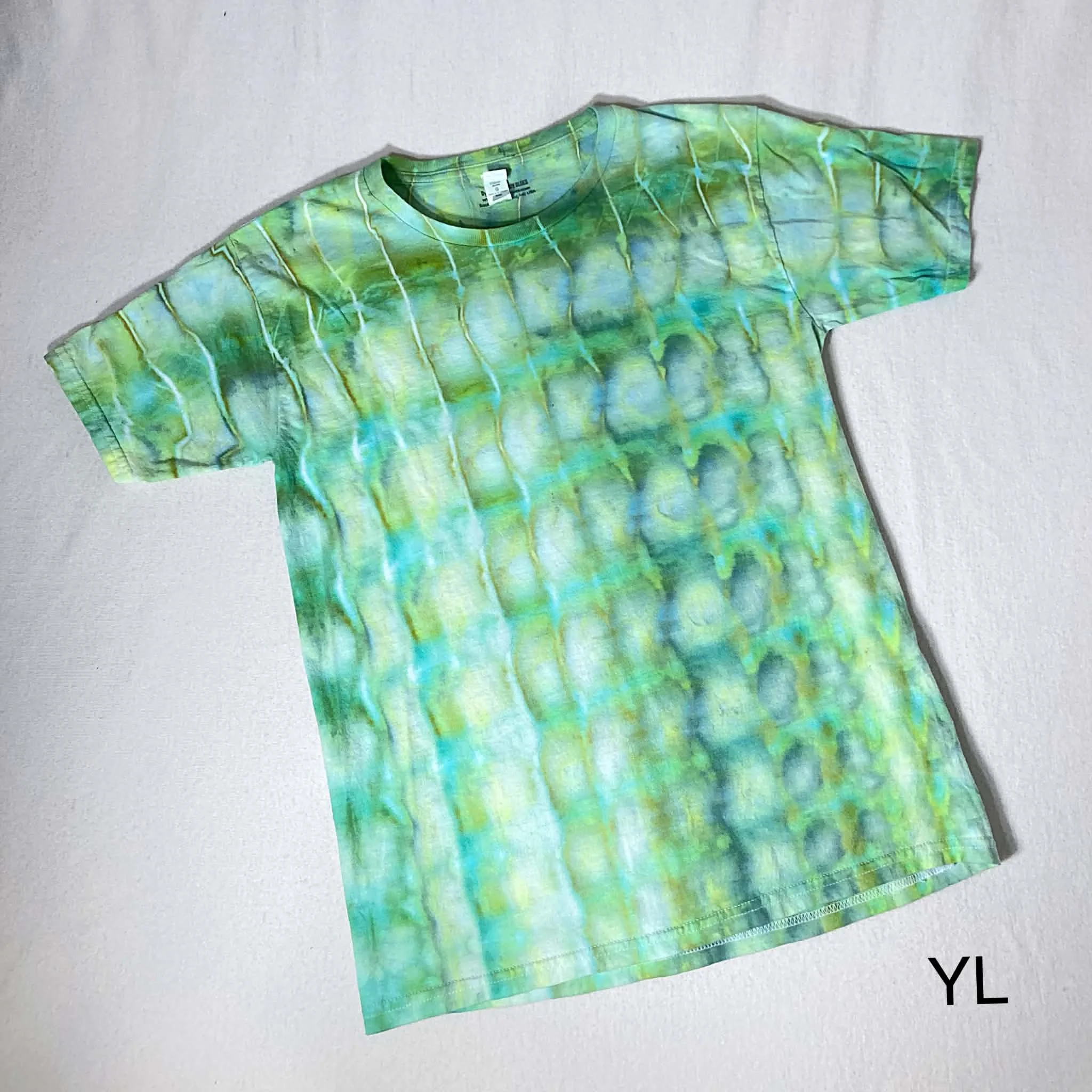 Ready to Ship 100% Cotton T-shirt; Size Youth Large