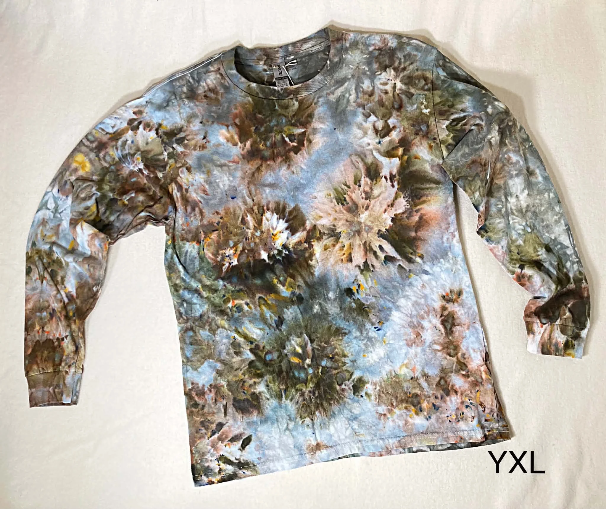 YXL L:S Camo scrunch.jpg
