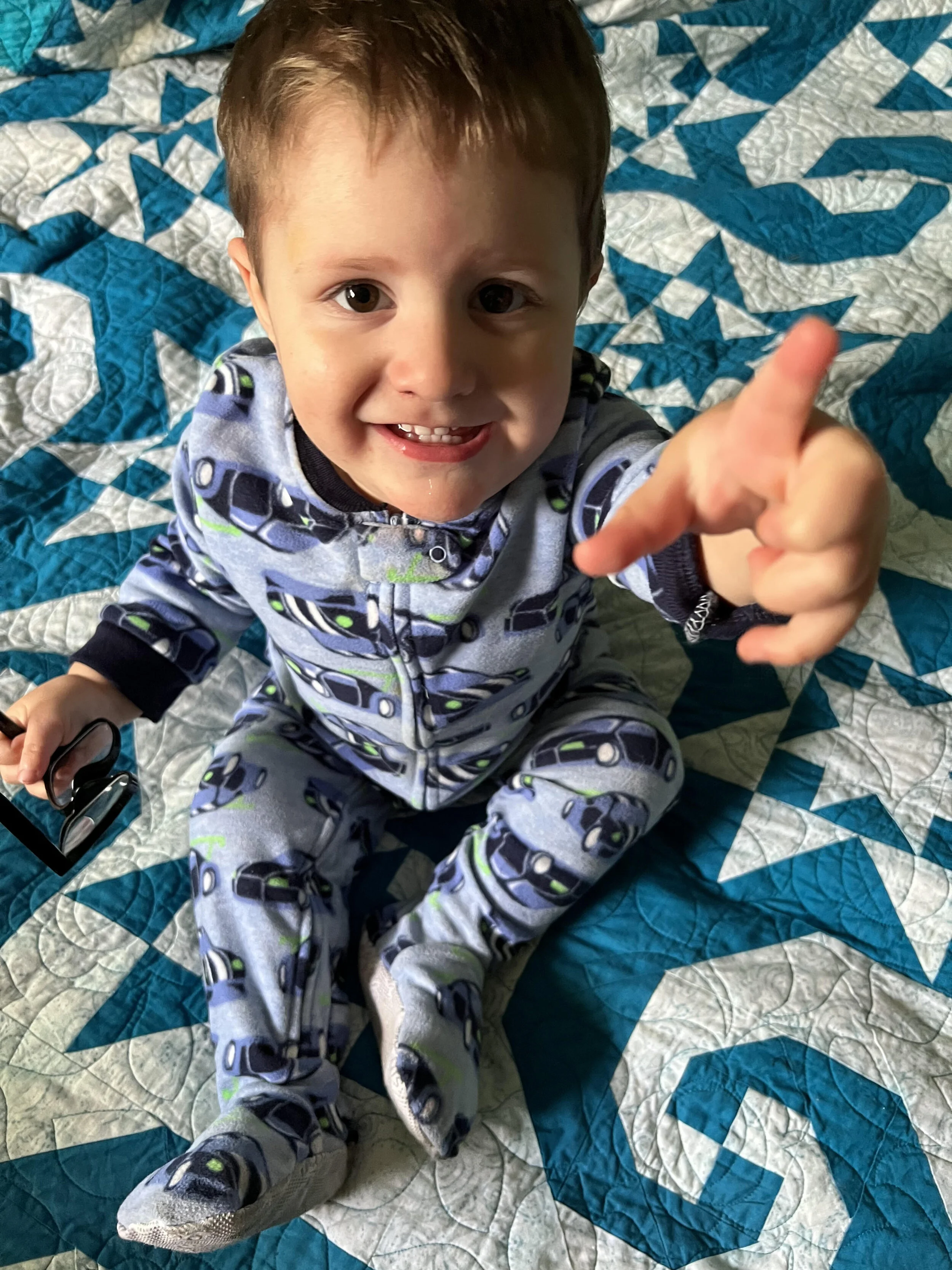 Q on quilt 3 10.17.21.jpg