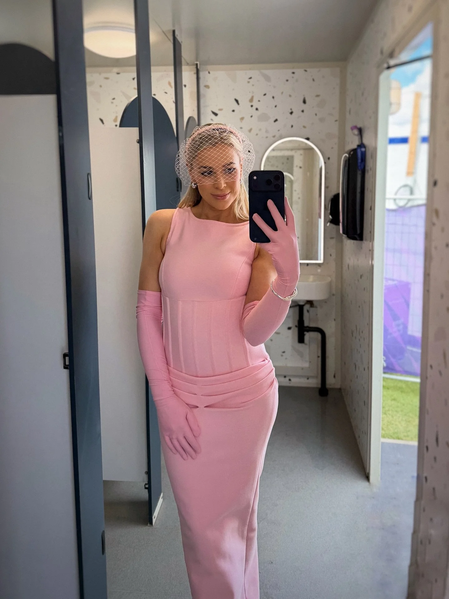 Details in pink from the green room 💗
Fit like a glove, literally.

@megancrossstyle 
@eliyathelabel 
@fordmillinery 
@cjd_makeupartistry