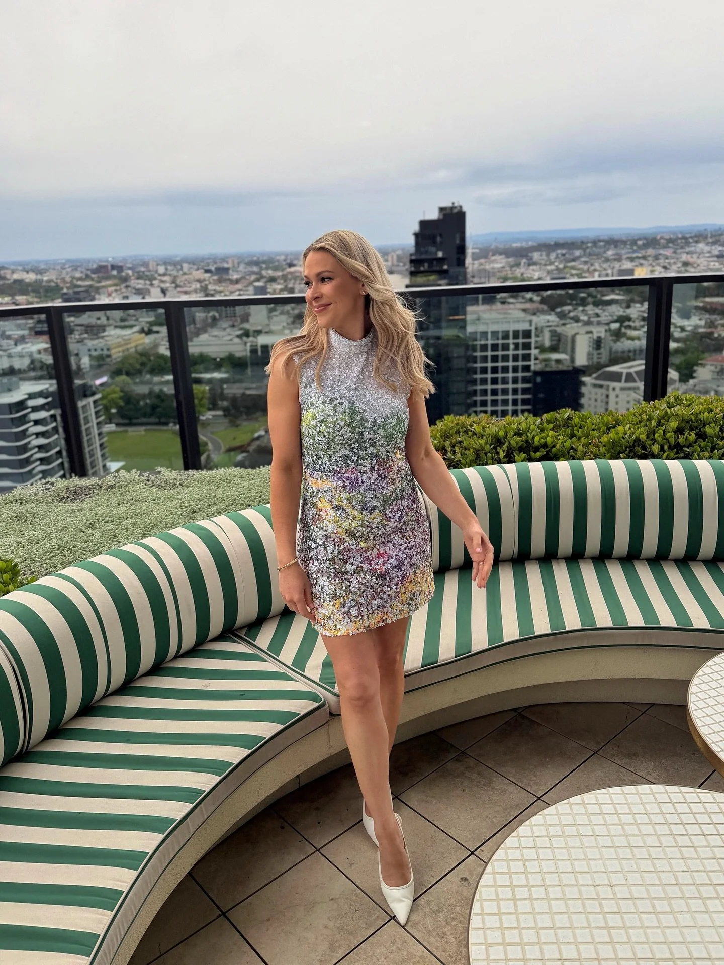 24 floors up. Vibes even higher ✨

Thanks for having me @efmlogistics