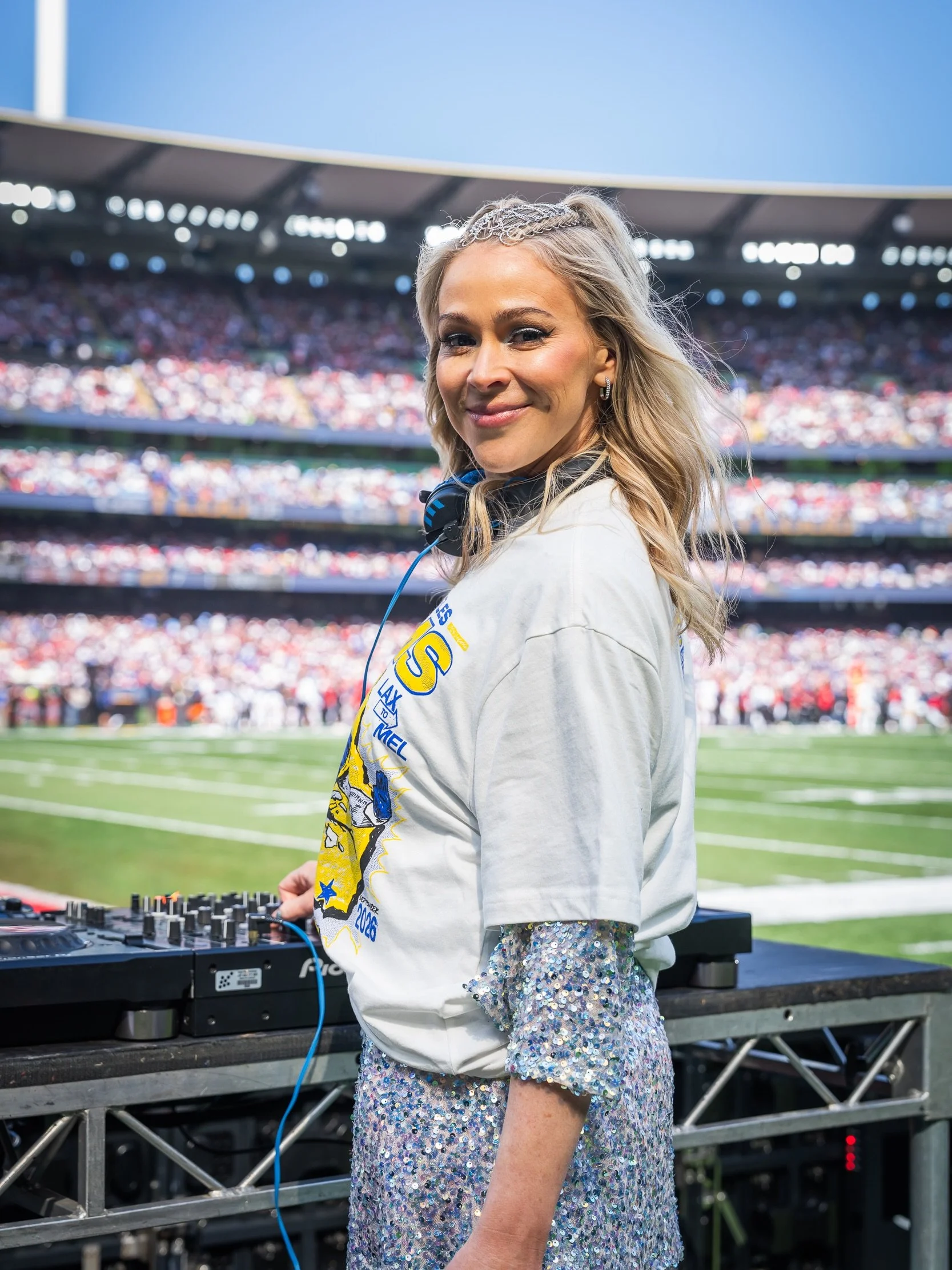 NFL Melbourne. GAME DAY. 🔥🏈

WOW! How do you even describe the feeling of over 100,000 people singing along and the roar of a packed MCG? Absolutely incredible!

Anytime, NFL. What a pleasure it was to DJ for you. 🤩