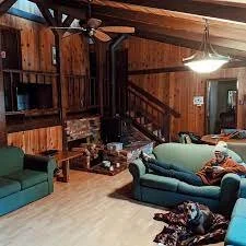 Smith Creek Lodging 3.jpeg