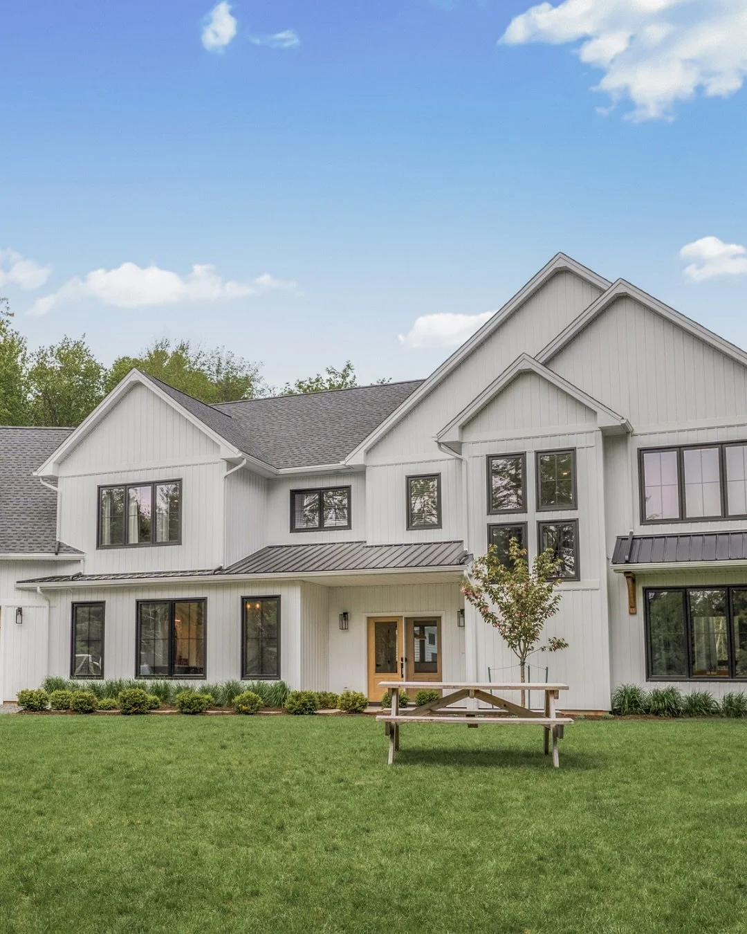 We maxed out Instagram&rsquo;s photo limit - because this home is that good. 🌲🔥🎮

Now live on oversea.ca - Lakefront Luxury Retreat in Hammonds Plains - a 4,000+ sq ft private escape on Glenn Arbour golf course that checks every box for the ultima