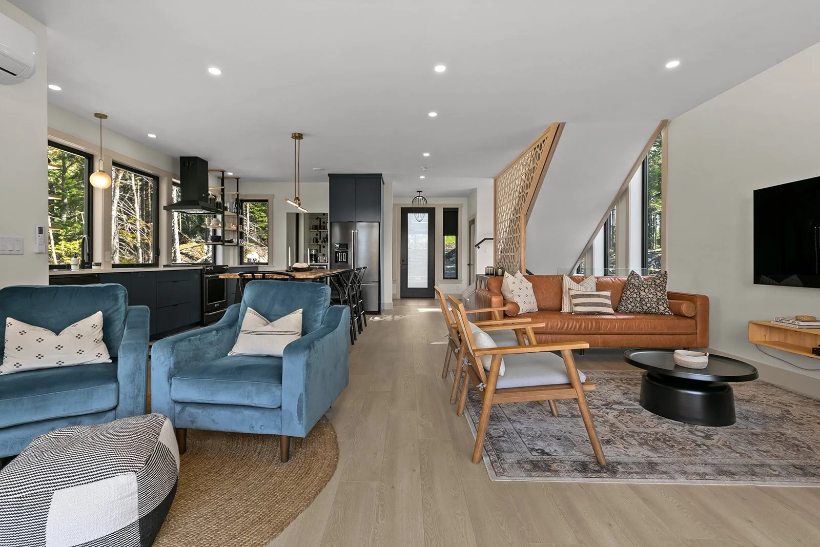 Rent Stunning Photo Shoot Locations by the Hour or Day in Nova Scotia