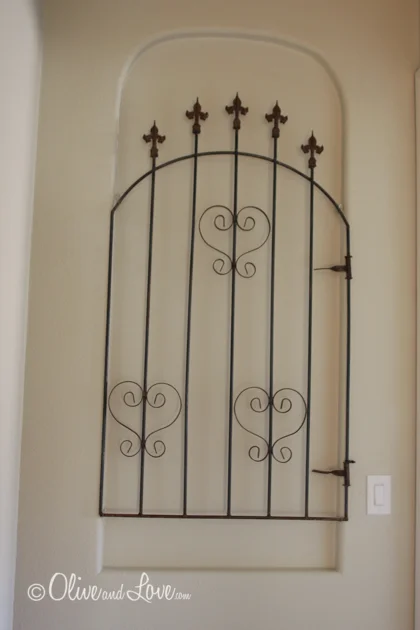 Wall Nook with Garden Gate