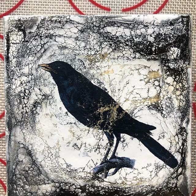 Black crow on a shellac burn. This is one of my first shellac burns here at my house. Basically the painting was on fire for a few but I have my fire extinguisher near by and my air purifier on high.  Fun stuff!!!
⭐️
.
.
⭐️
.
.
.
⭐️ #mixedmedia #enca