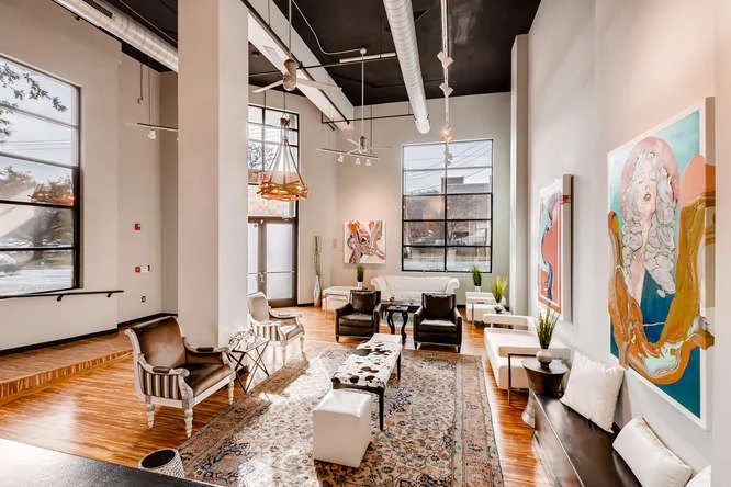525 East 6th Street Unit 117-small-025-23-Bar-666x444-72dpi.jpg