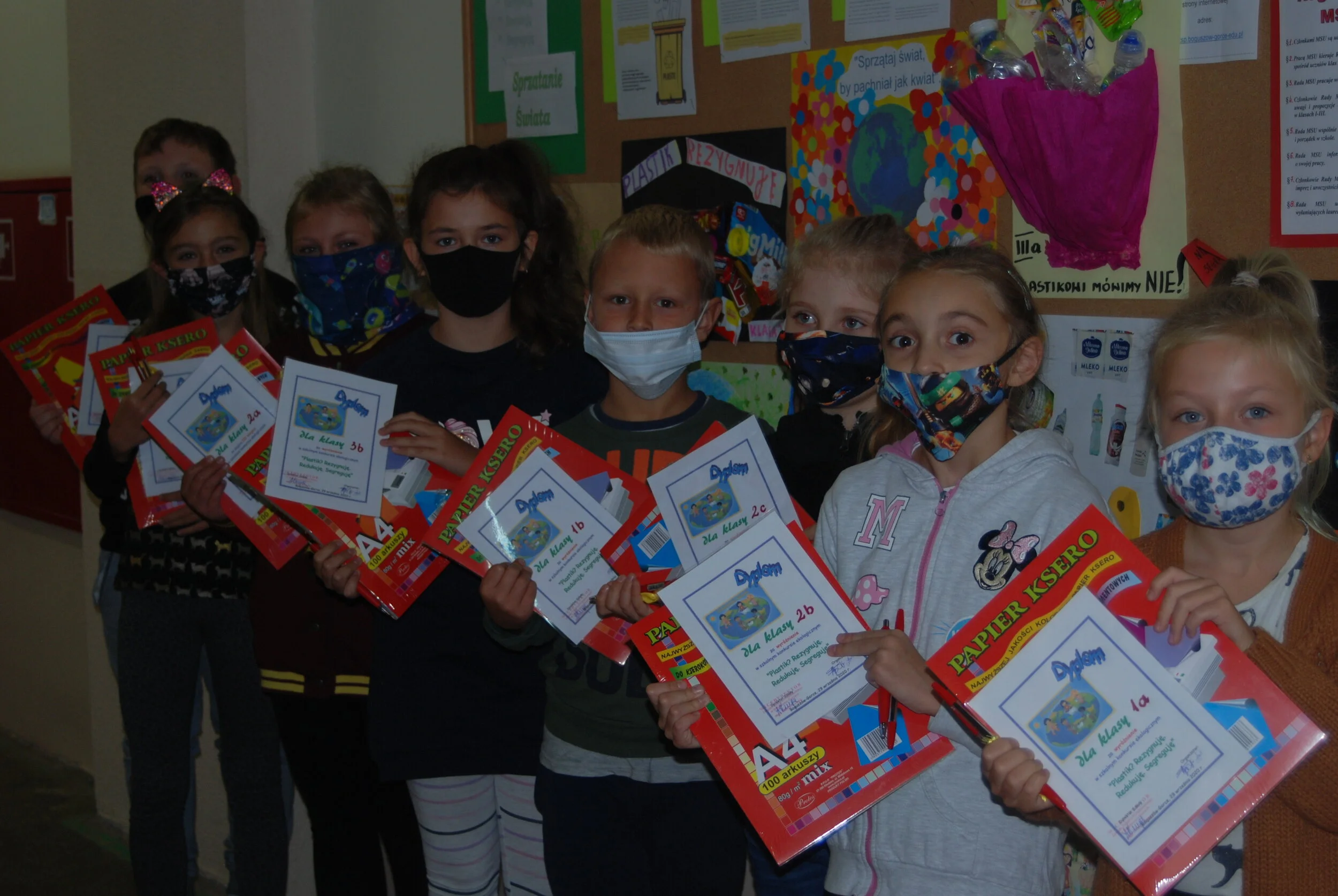 "PLASTIK? REDUKUJĘ. SEGREGUJĘ. REZYGNUJĘ" szkolny konkurs ekologiczny, klasy 1-3