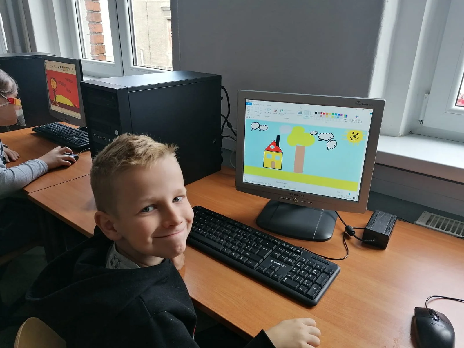 WhatsApp Image 2021-11-12 at 21.59.25.jpeg