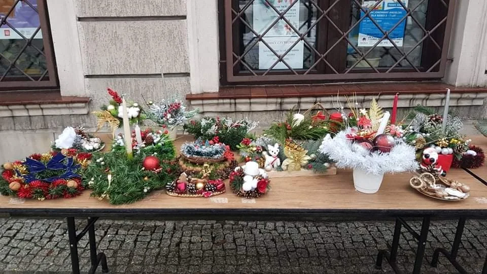 KIERMASZ STROIKÓW ŚWIĄTECZNYCH