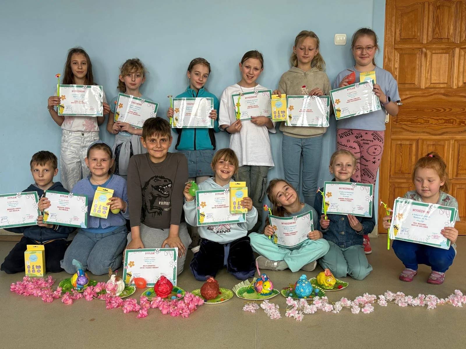 "WIELKANOC, tuż, tuż .....", świateczny konkurs plastyczny, klasy 1-3