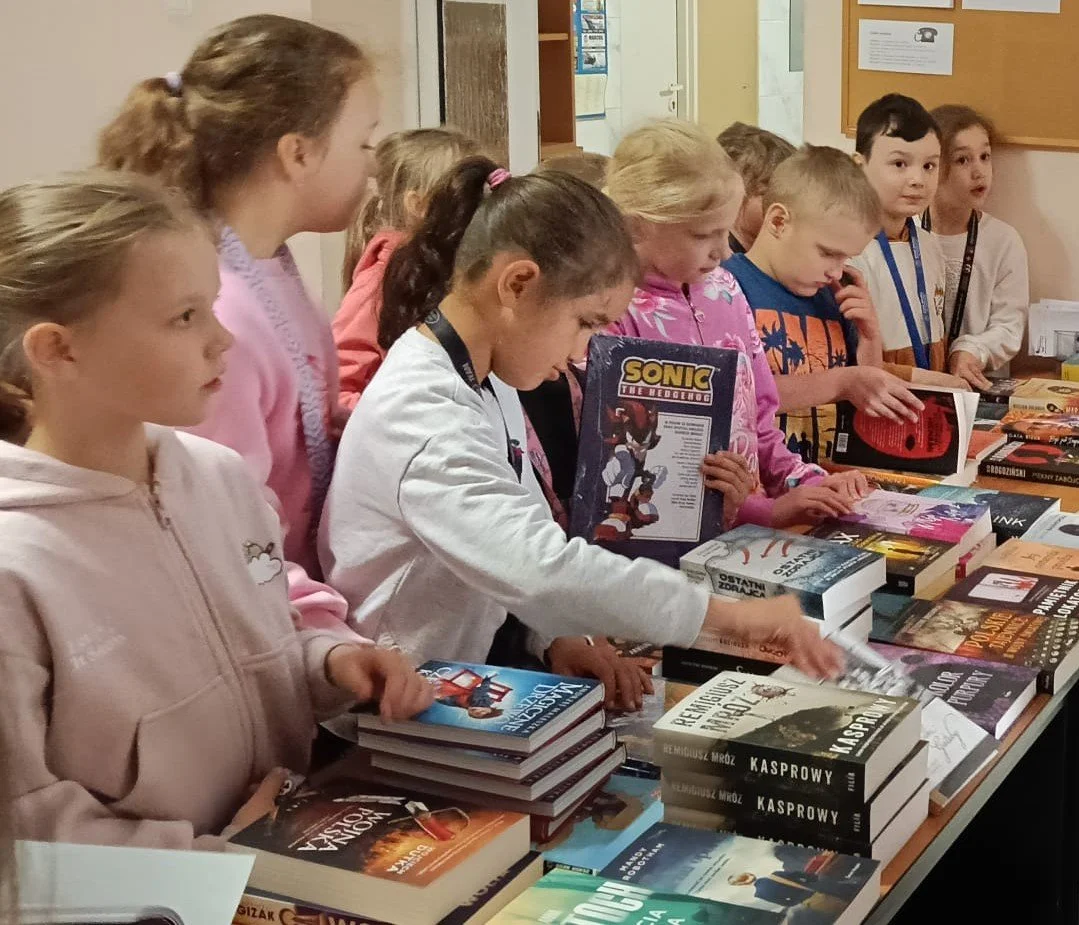 NOWI CZYTELNICY, klasa 1a