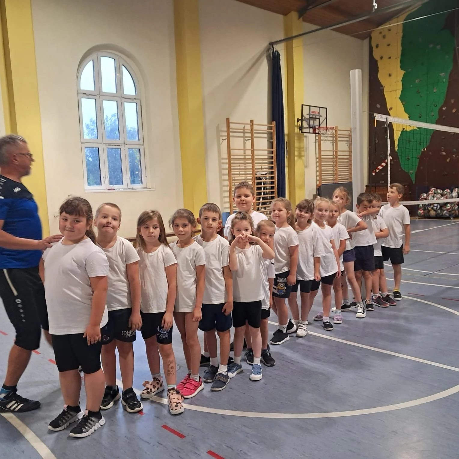 MAŁY MISTRZ - ogólnopolski program sportowy, klasa 1b