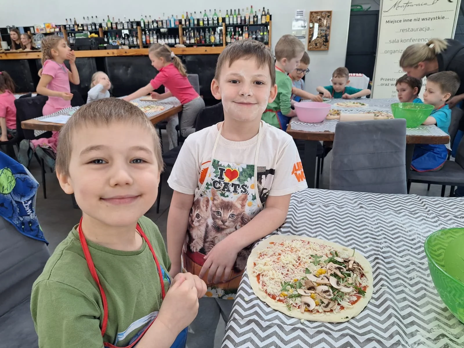 MOTYLKI I SKRZATY W COOLTURALNEJ MONTOWNI