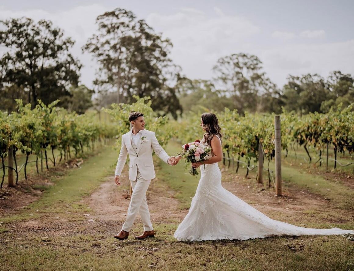 Alex and Lisa go together like tacos and margaritas - a match made in heaven! I had so much fun marrying these two on Friday. ⁣
⁣
During his vows, Alex made the following promise: &ldquo;I vow to love you, support you, follow you wherever you may tak