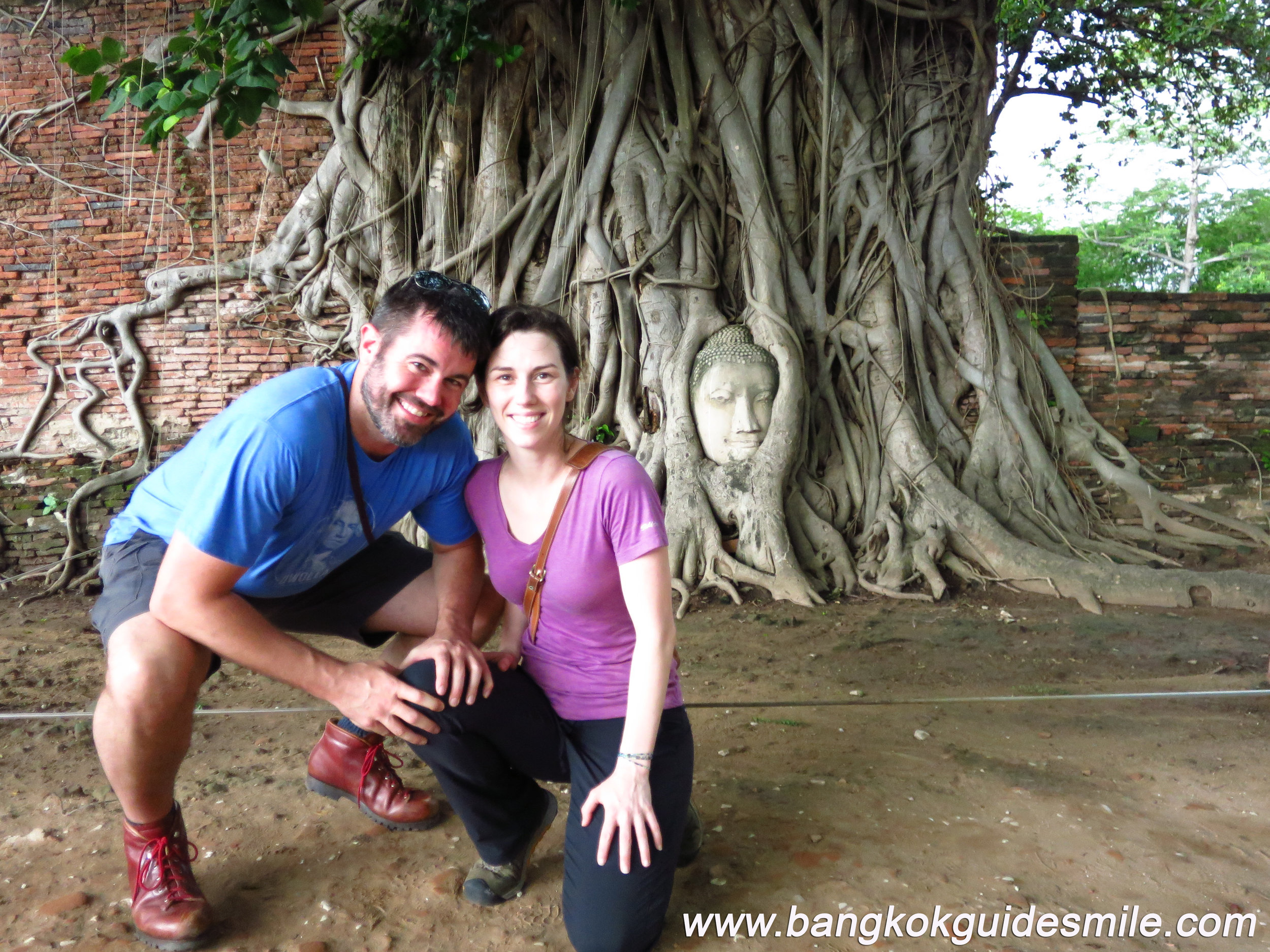 bangkoktourguide-watmahathat-ayutthaya-01.jpg