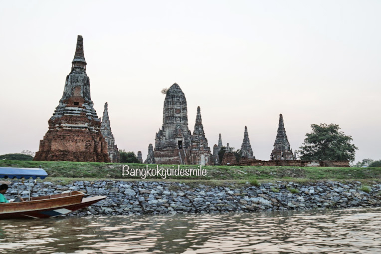 bangkoktourguide-riverboat-ayutthaya-03.jpg