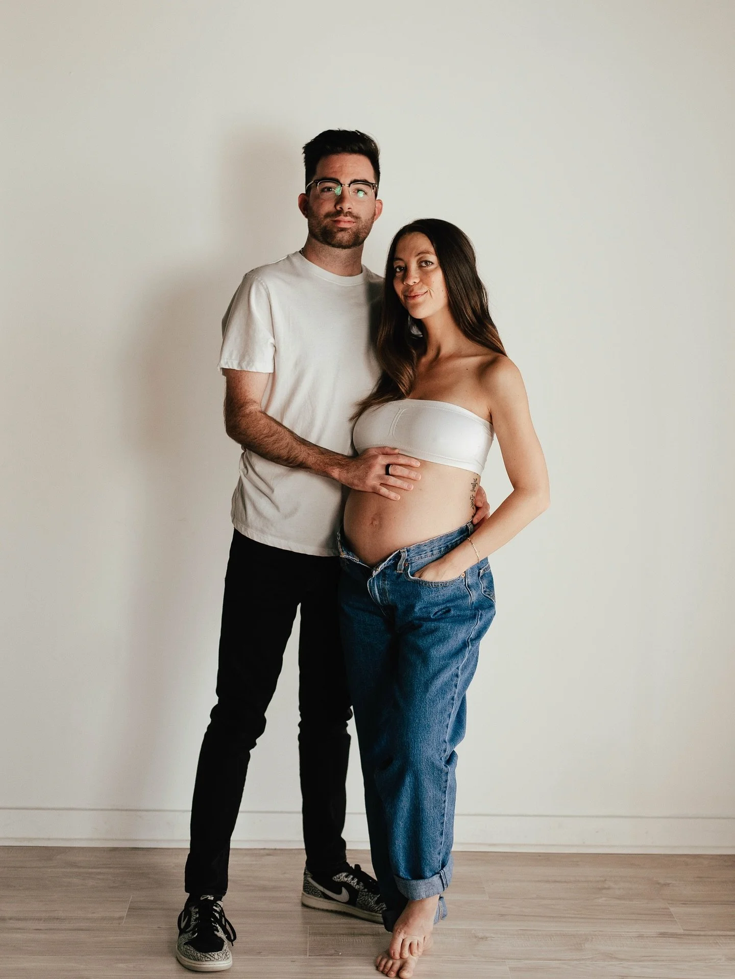 Maternity photos Part 1. 🖤 thank you @cc.creative.images for capturing us as a family at 36 weeks. I love this little family so much 🥹