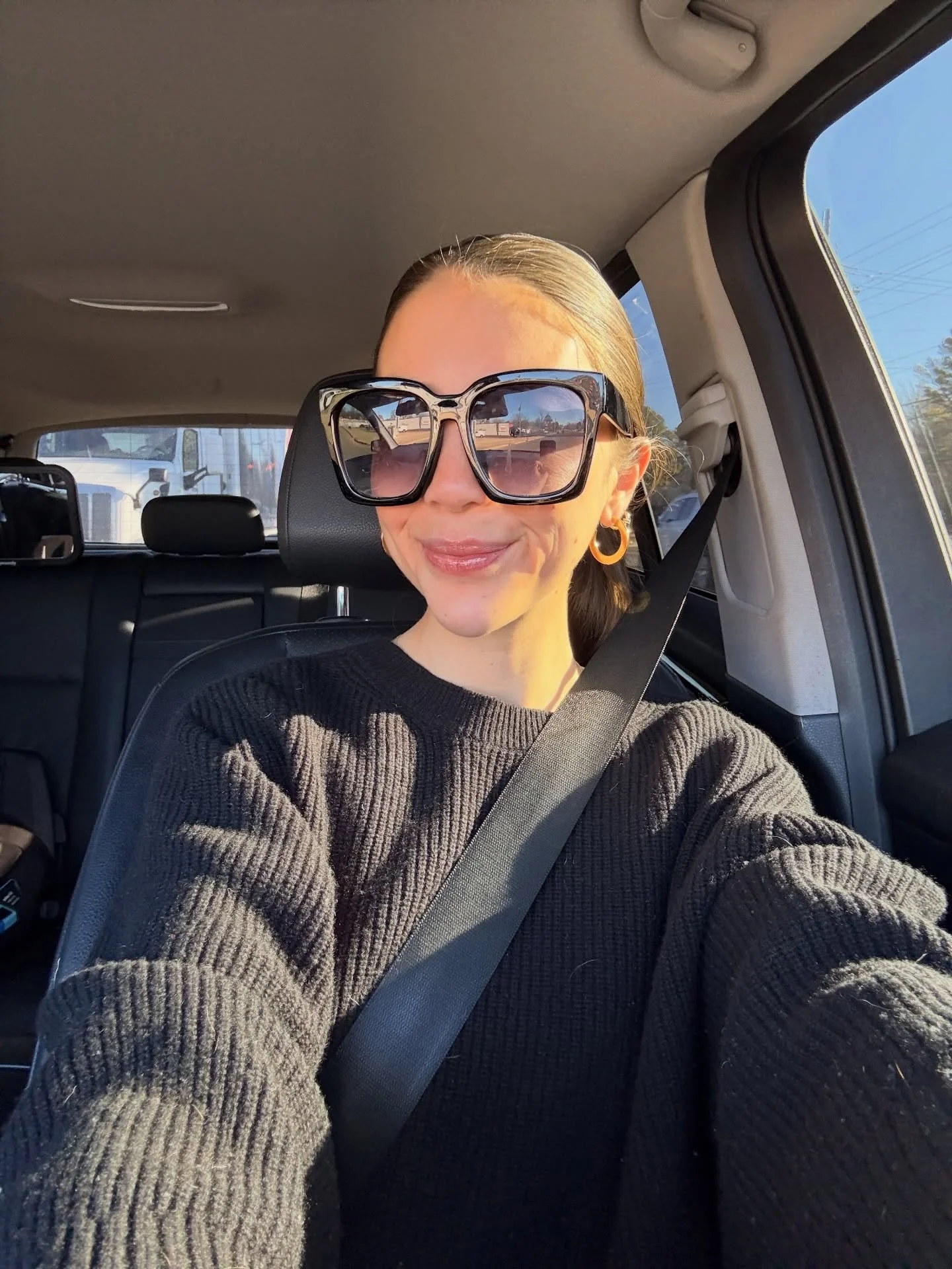 &ldquo;Harry Styles Once Again on Repeat&rdquo; &mdash; a vulnerable essay about my divorce, heartbreak, and embracing change. Available on @substack 🖤🖤🖤

Also so happy to be writing again. The more I write the better I feel. Xx