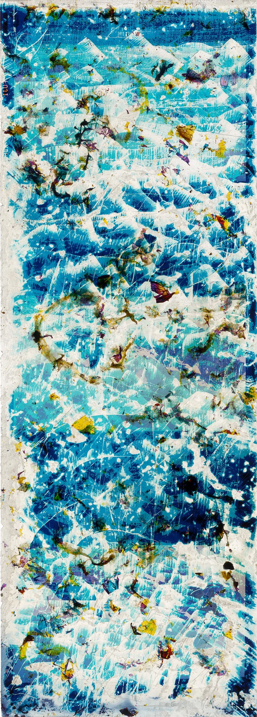 Untitled
Middle format color slide film
106 x 300 cm, 2025
C-Print Edition of 3 / 3 Light boxes + 2AP