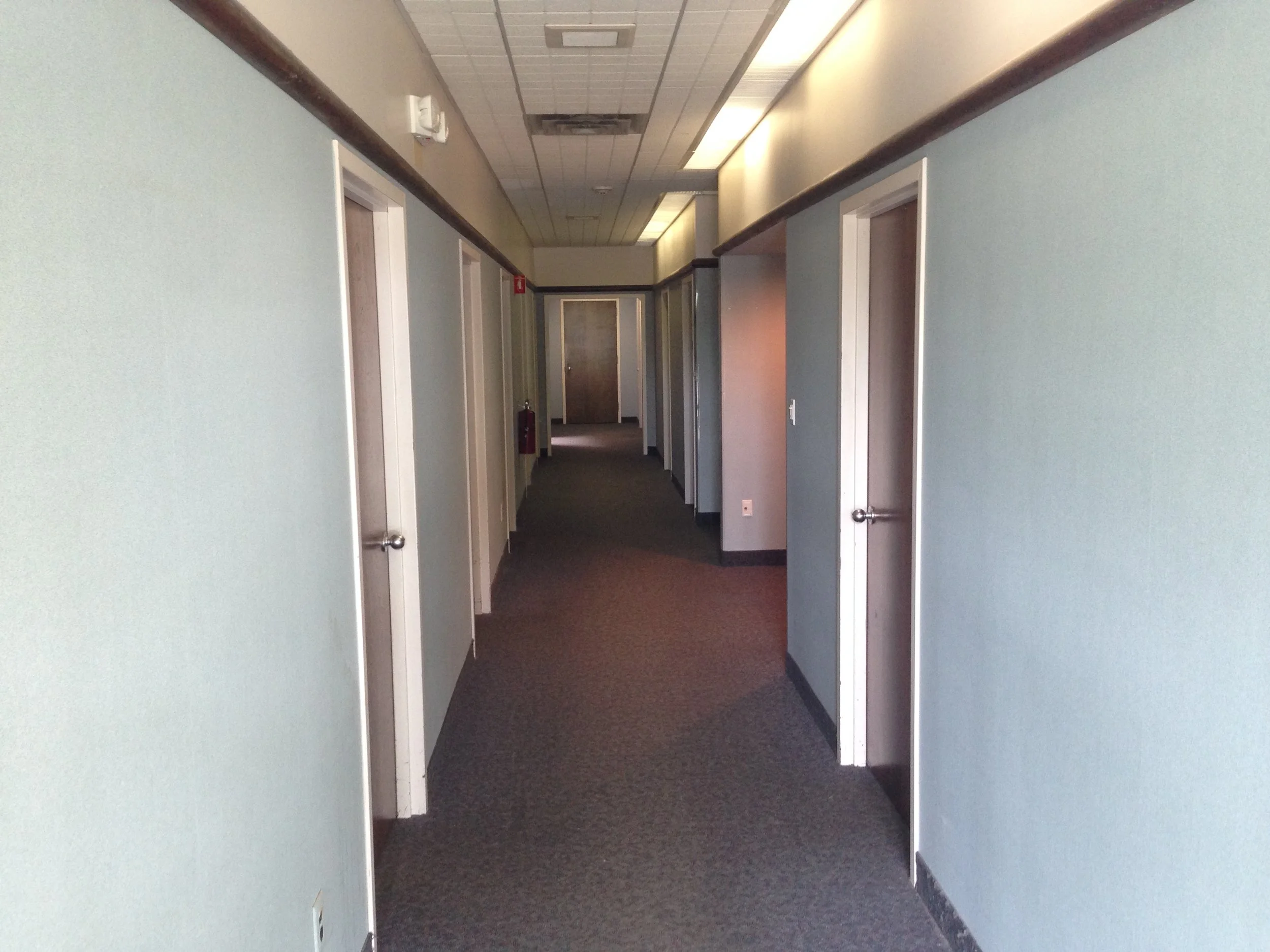 1333 E Main St Riverhead-3.JPG