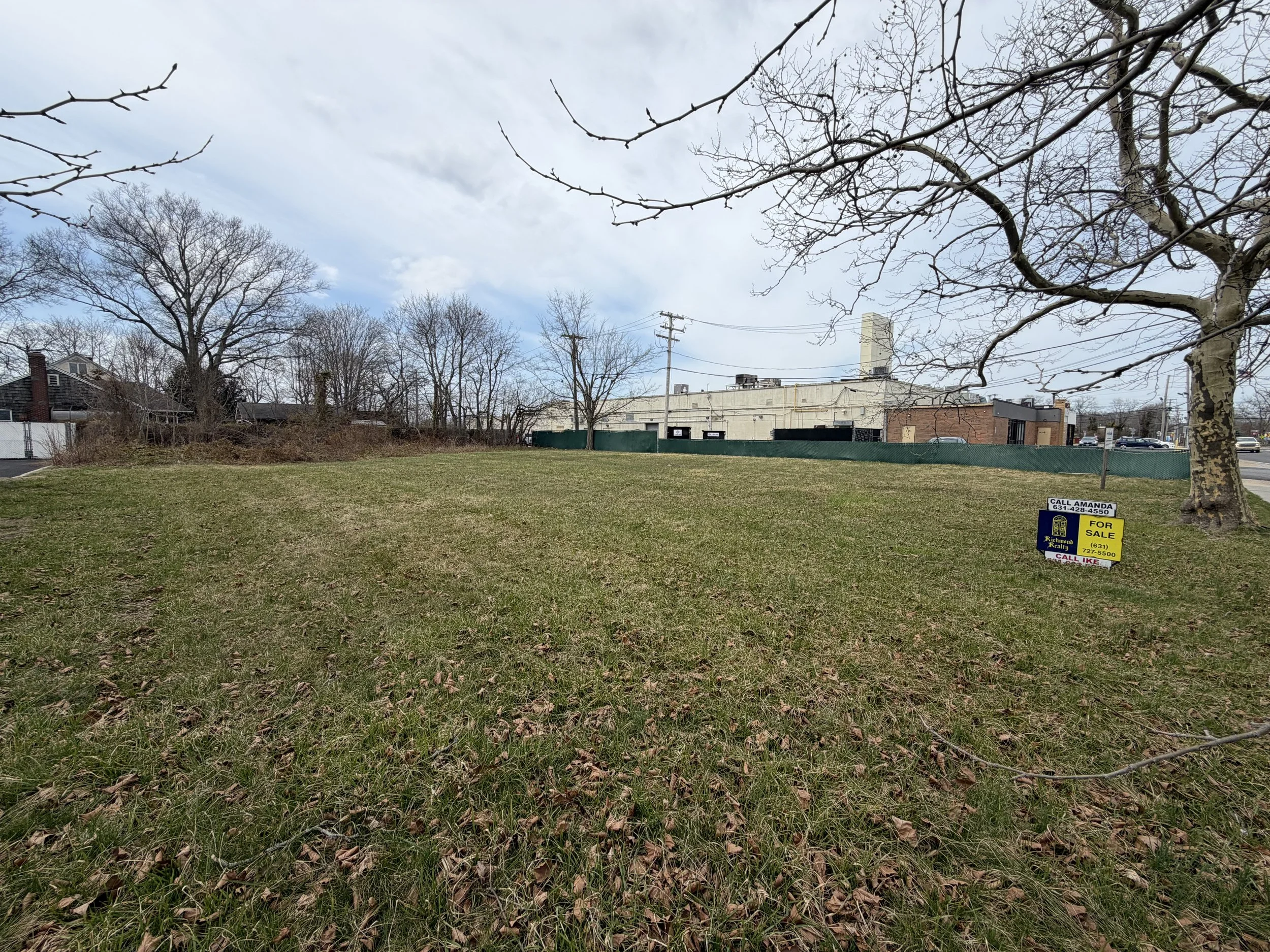 1305 Roanoke Ave 2.jpeg