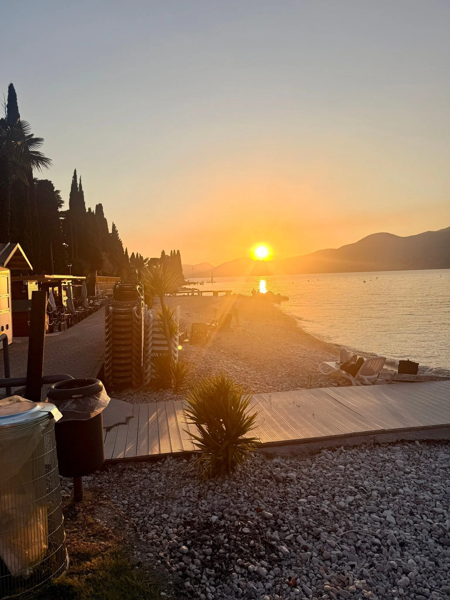 I forgot how on facebook lots of people wish you a happy birthday 🥳 
Thanks all. How delightful to see so many gorgeous souls. I&rsquo;m back at work now but loved my birthday trip in the Italian lakes. Love a lake!