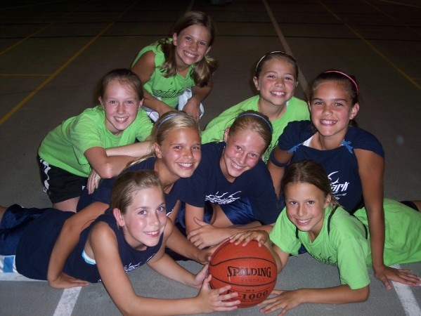 5th_grade_girls_3_on_3_(edited-Pixlr)[1].jpg