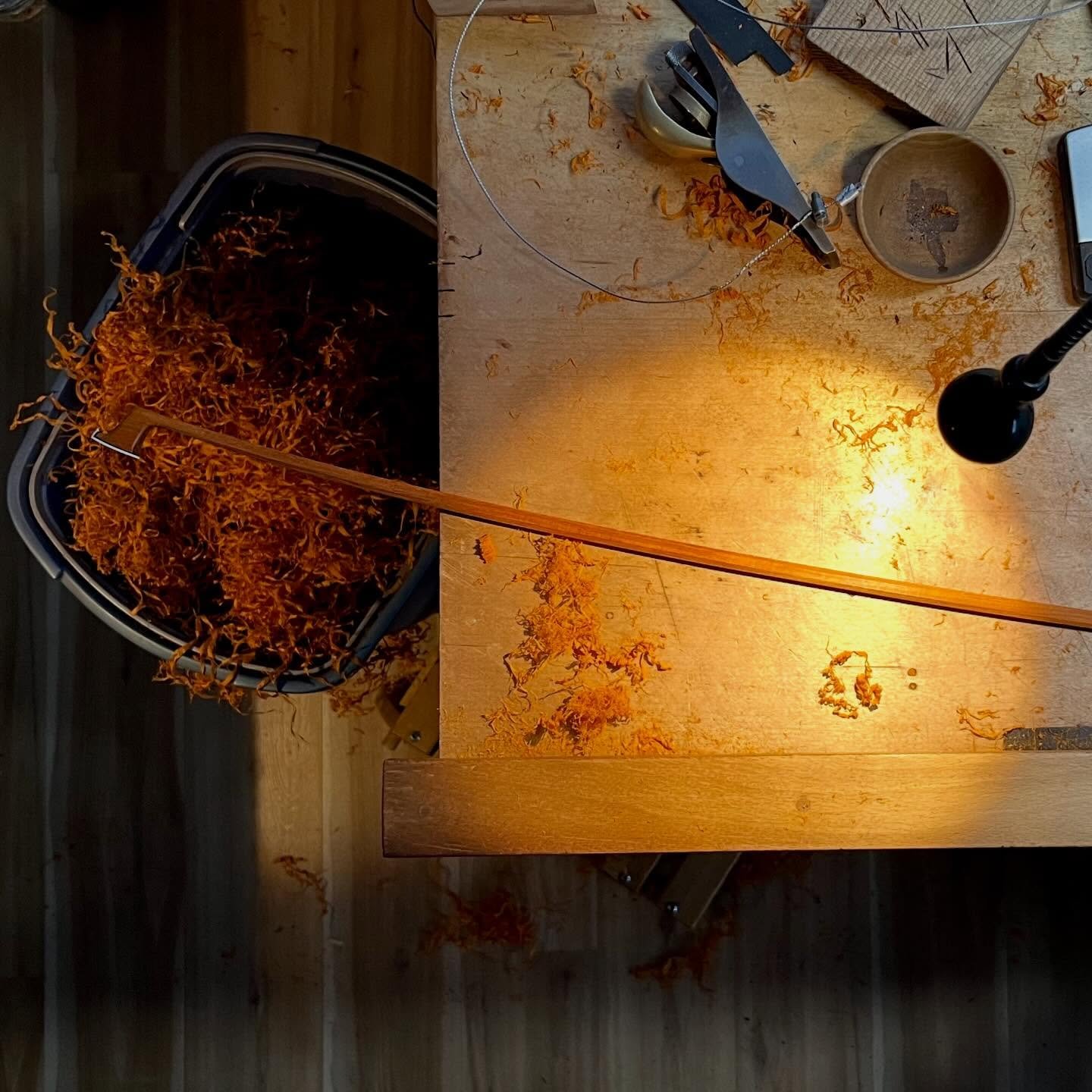 Saturday afternoon vignette 

#bowmaking #process #violinbow #violin #bow