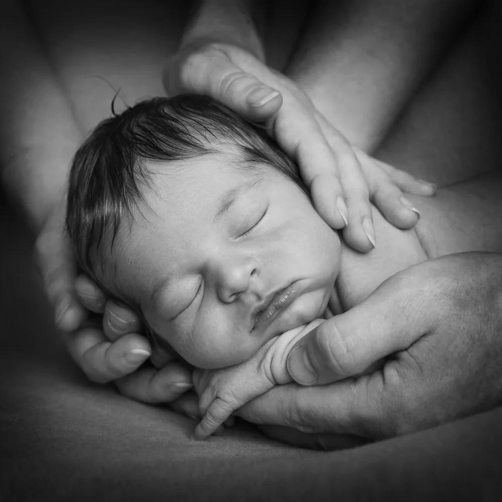 newborn 5 web OKOK.jpg