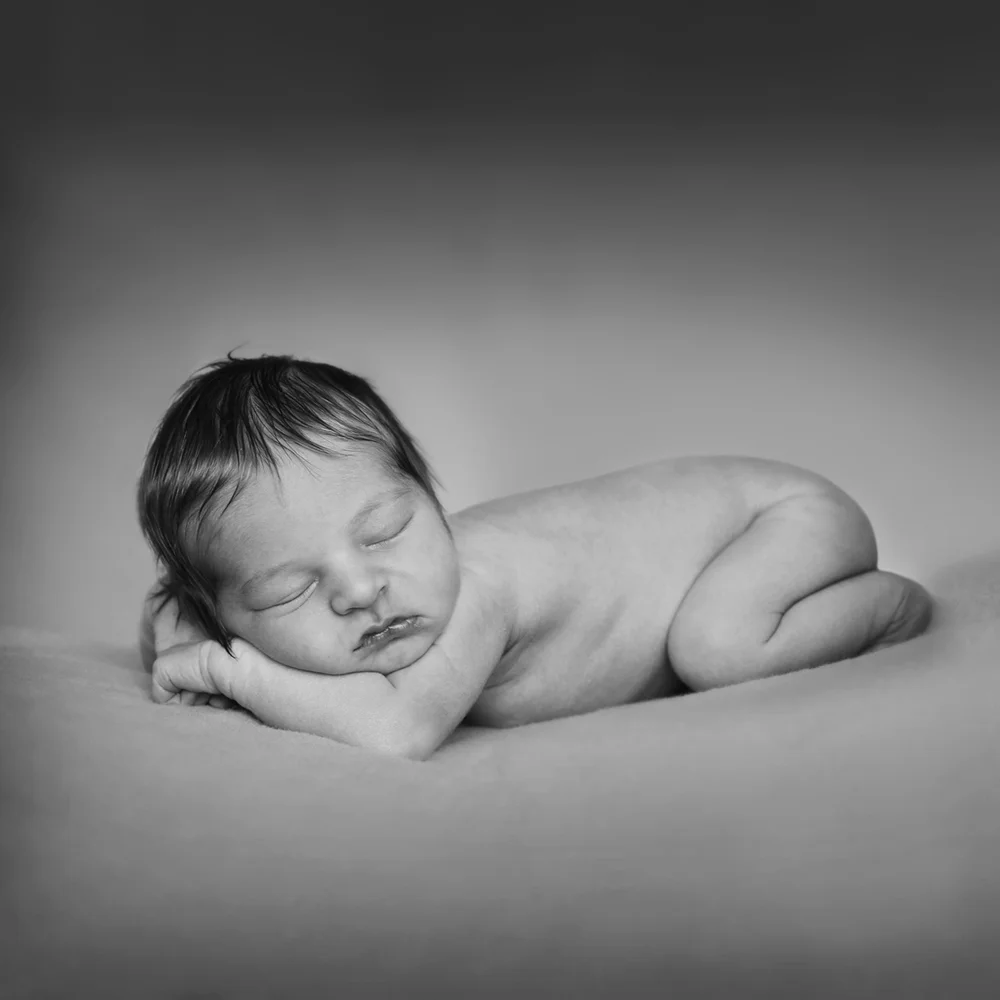 newborn 3_web 1.jpg