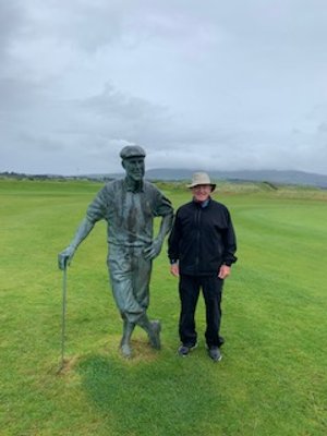 thumbnail_Paul with Payne Stewart outside Waterville Clubhouse.jpg