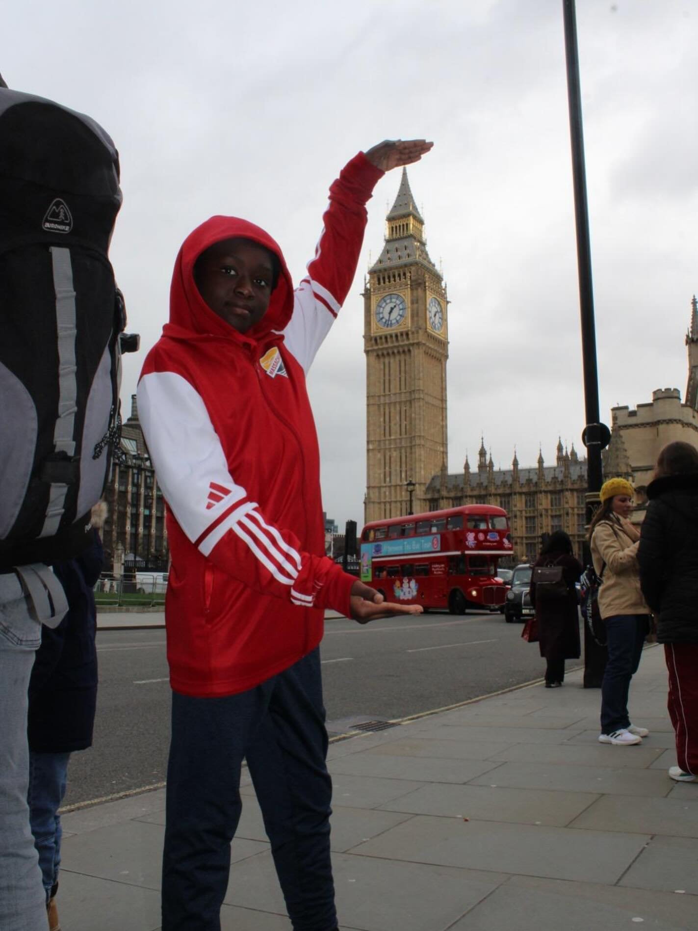 He got the London bus too 🚌🤣🤣