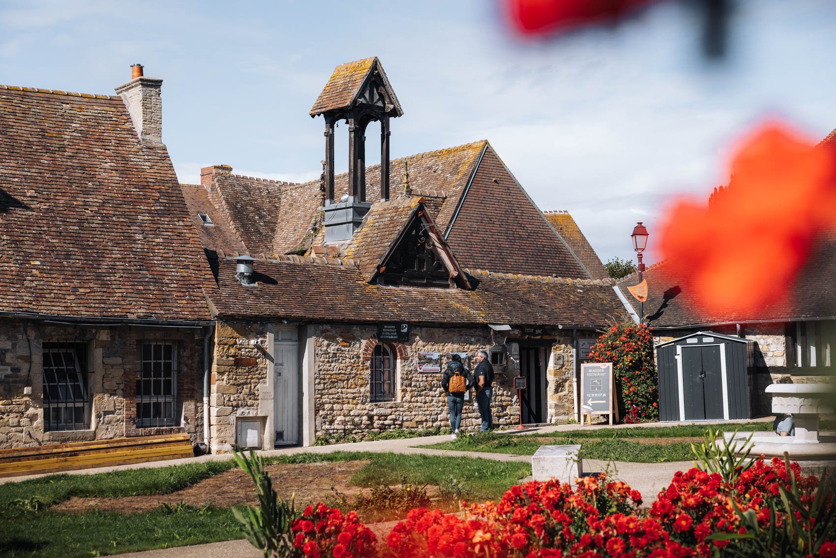 Week end Normandie Pays Auge Dives sur Mer village art guillaume le conquérant extérieur