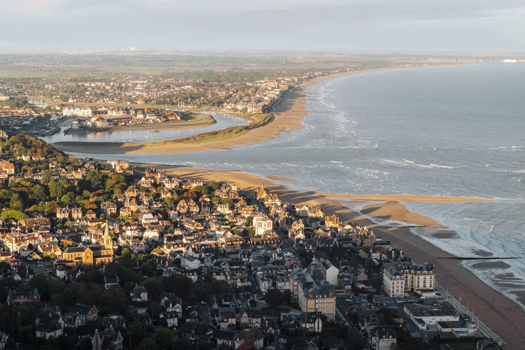 Week end Normandie Pays Auge Houlgate table orientation plage mer panorama