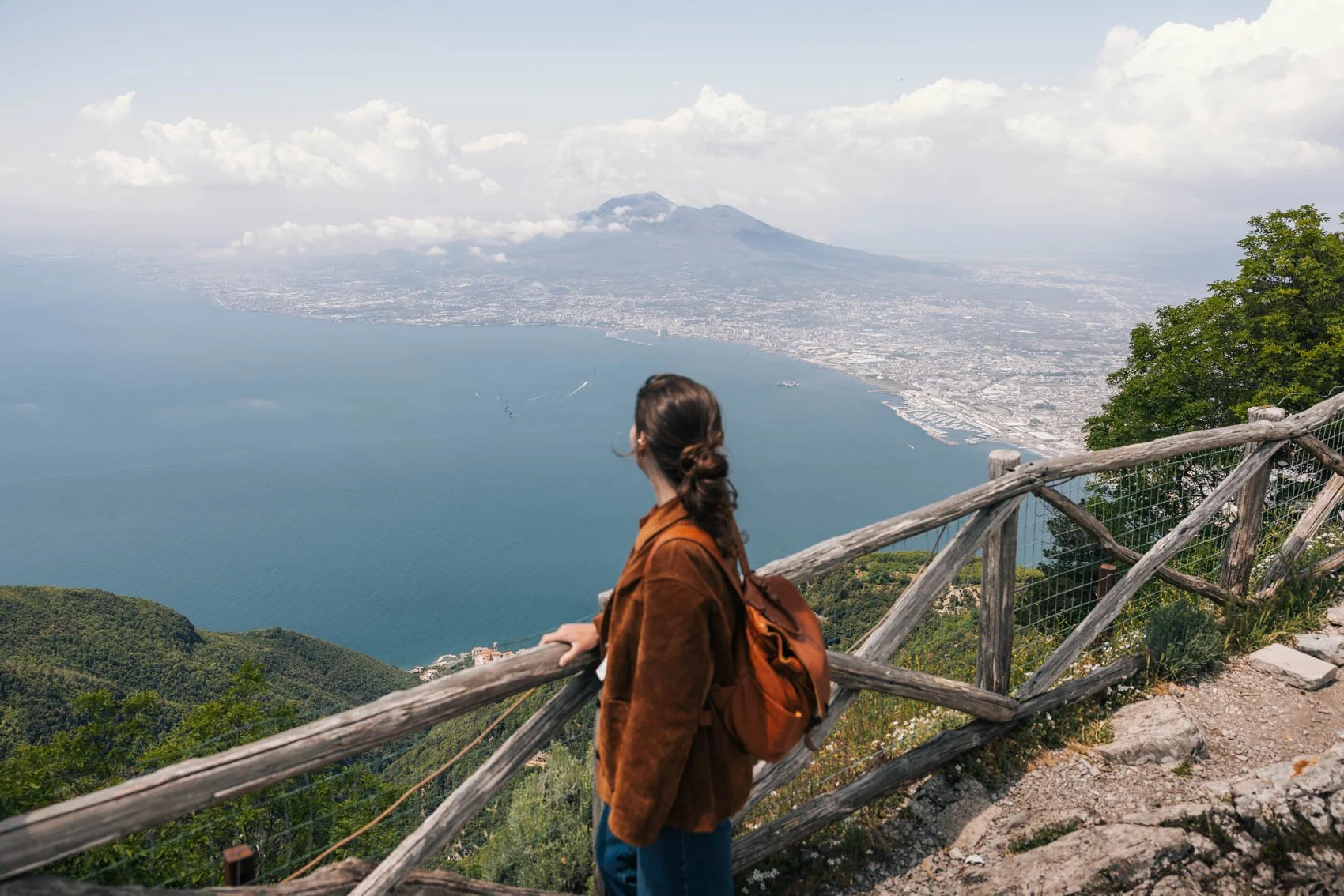 Côte Amalfitaine belvédère Monte Faito baie Naples Vésuve