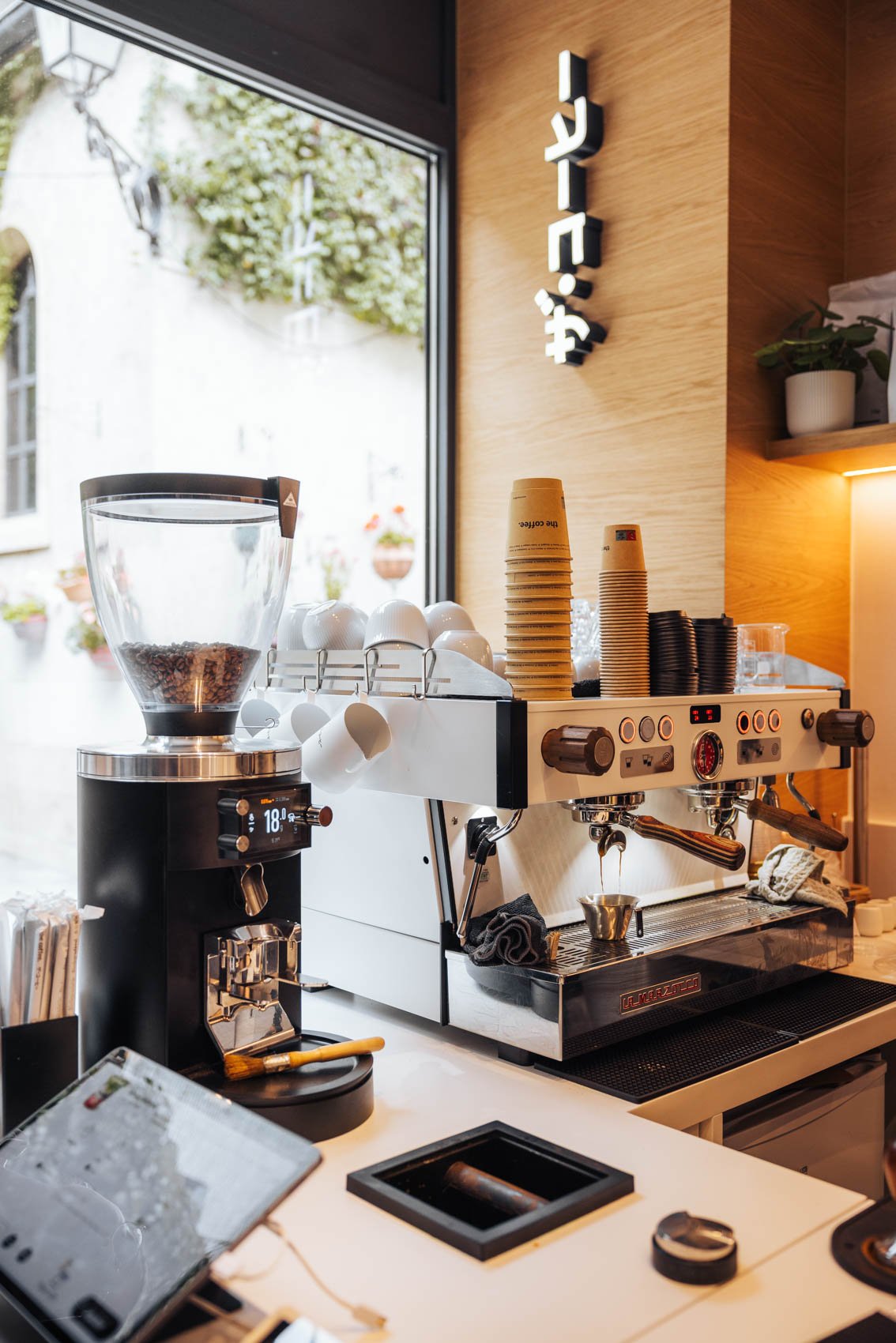 visiter Luxembourg ville haute coffee shop café spécialité The Coffee capucins