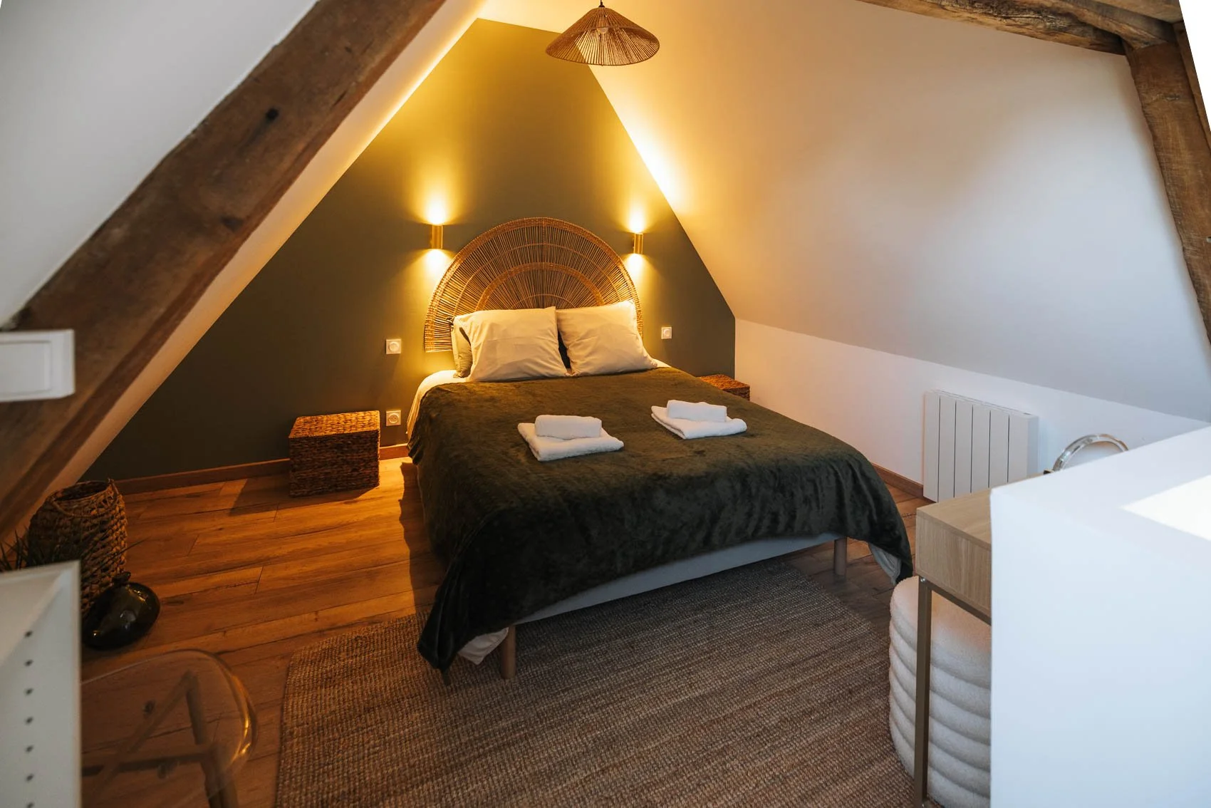 Week end Normandie Pays Auge hébergement gîte beuvron brocotte intérieur chambre